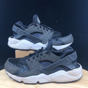 Nike Womens Air Huarache Run Running Shoes Black